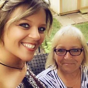 Meet your Posher, Janet